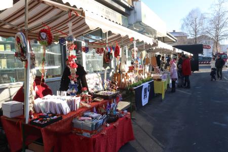 Božični sejem in obisk treh dobrih mož 06 Foto Ljubo Vukelič